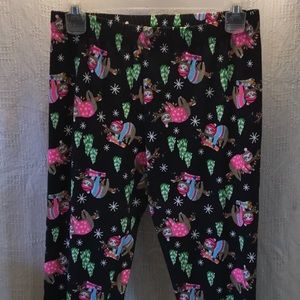 Black sloth holiday leggings